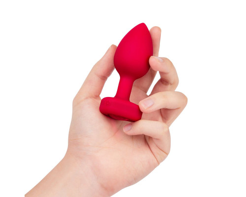 Красный анальный плаг с кристаллом-сердцем Vibrating Heart Shape Jewel Plug M-L