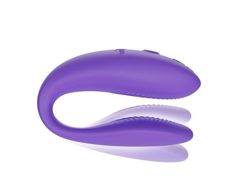 Фиолетовый вибромассажер для пар We-Vibe Sync Go