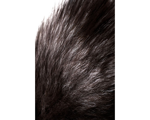 Черная силиконовая анальная втулка с хвостом чернобурой лисы - размер S