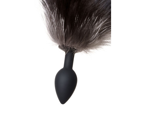 Черная силиконовая анальная втулка с хвостом чернобурой лисы - размер S