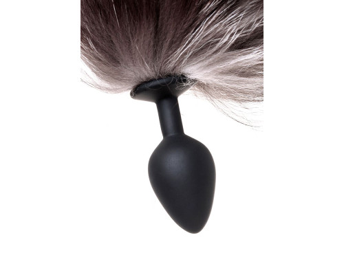 Черная анальная втулка с хвостом чернобурой лисы - размер М