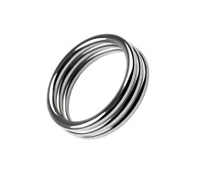 Металлическое кольцо на пенис