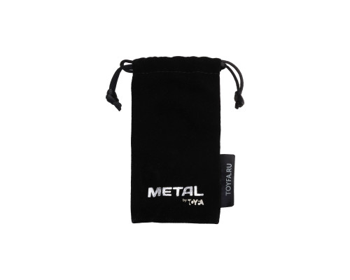 Металлическое кольцо на пенис