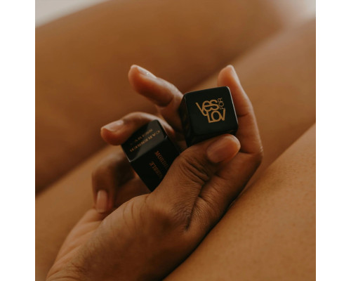 Черные игровые кубики для пар YESforLOV