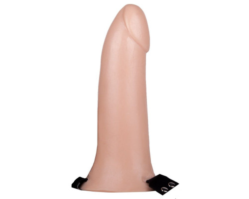 Пустотелый реалистичный фаллопротез на ремешках с заклепками - 17 см.