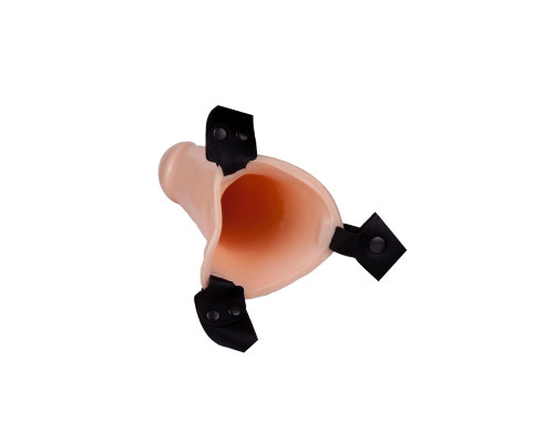 Пустотелый реалистичный фаллопротез на ремешках с заклепками - 17 см.