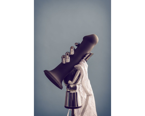 Черный фаллос на присоске Silicone Bendable Dildo XL - 20 см.