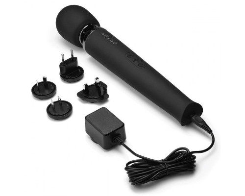 Черный матовый жезловый вибратор Le Wand с 20 режимами