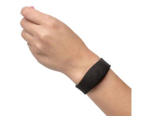 Стимулятор в трусики с пультом-браслетом Lock-N-Play Wristband Remote Panty Teaser