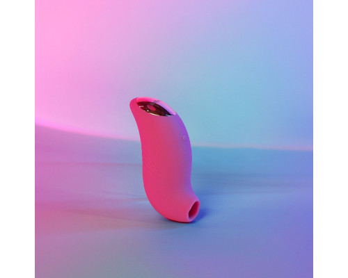 Розовый вакуум-волновой стимулятор Believer