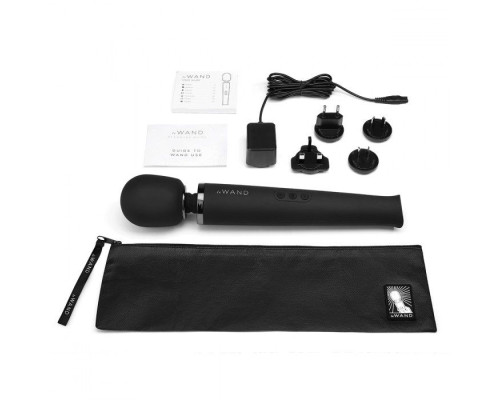 Черный матовый жезловый вибратор Le Wand с 20 режимами