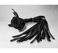 Черная кожаная плеть с розой в рукояти - 40 см.