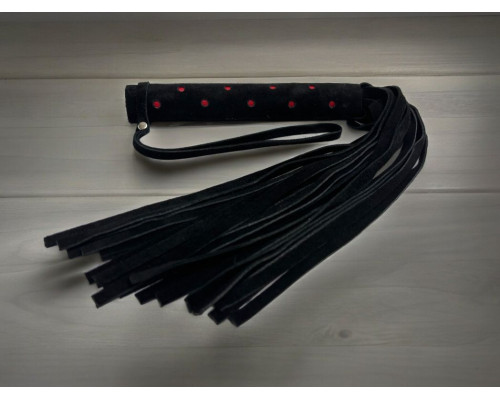 Черная замшевая плеть с красными точками на рукояти Red dot Princess - 43 см.