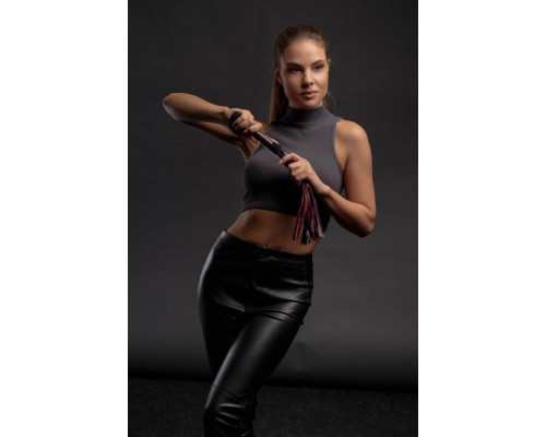 Бордовая плеть Ladys Arsenal с гладкой ручкой - 45 см.