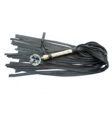 Черная плеть с кристаллом на металлической ручке - 78 см.