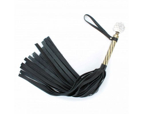 Плеть с широкими хлыстами и металлической ручкой