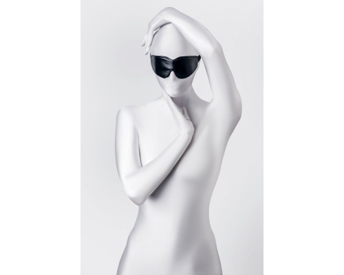 Черная маска Anonymo из искусственной кожи