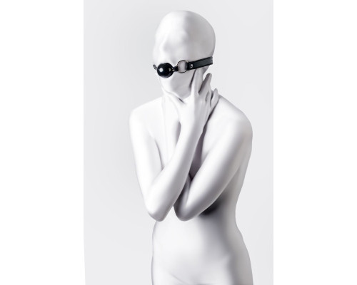 Черный кляп-шар на кожаных ремешках Anonymo