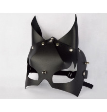Черная кожаная маска  Черт