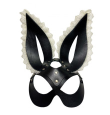 Маска зайки с бежевым кружевом на ушках
