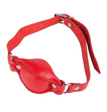 Красный кожаный кляп на регулируемых ремешках