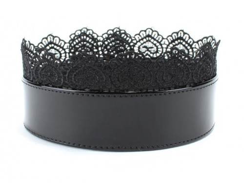 Изящный чёрный ошейник с кружевом