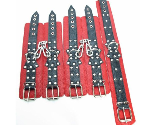 Набор кожаных БДСМ-аксессуаров