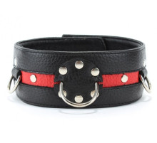 Черно-красный ошейник на пряжке