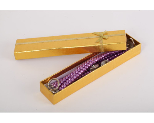 Фиолетовые оковы на ноги из бус