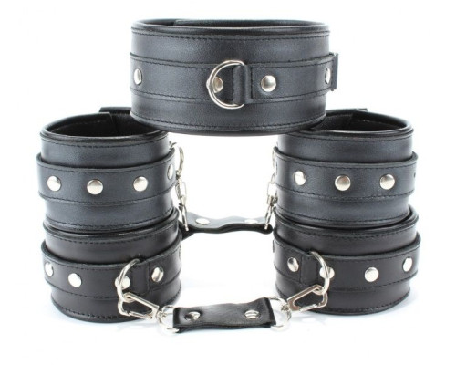 Набор БДСМ-аксессуаров из гладкой кожи: ошейник, наручники и оковы