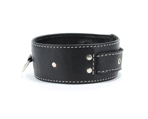 Черный кожаный ошейник с петлёй для поводка