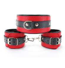 Красно-черная фиксация из перфорированной кожи