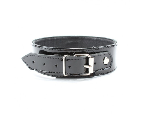 Черный лаковый ошейник на пряжке с мягким подкладом