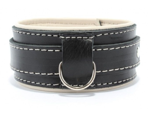 Ошейник со светлым подкладом