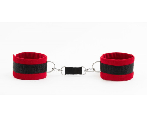 Красно-черные наручники My rules на сцепке