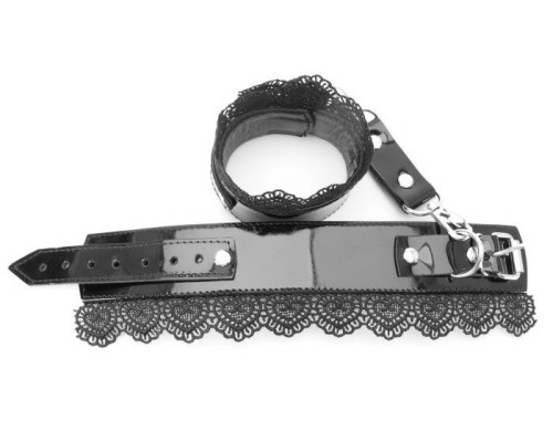 Изысканные чёрные наручники с кружевом