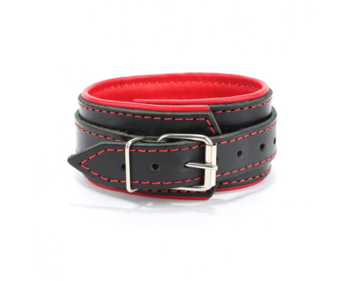 Ошейник с красным подкладом