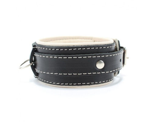 Ошейник со светлым подкладом
