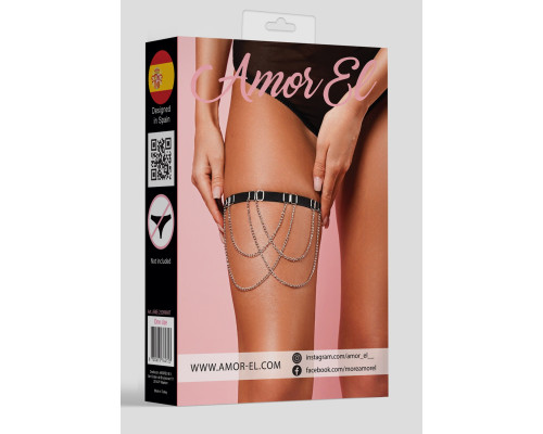 Соблазнительная подвязка на ногу с декоративными цепочками