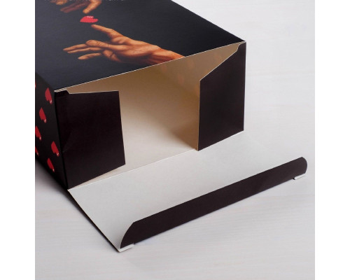 Складная коробка Love - 16 х 23 см.