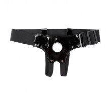 Универсальные лаковые трусики для страпона