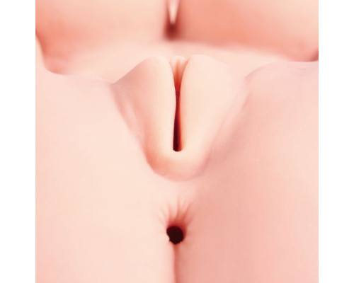 Телесный мастурбатор Victoria с двойным слоем материала