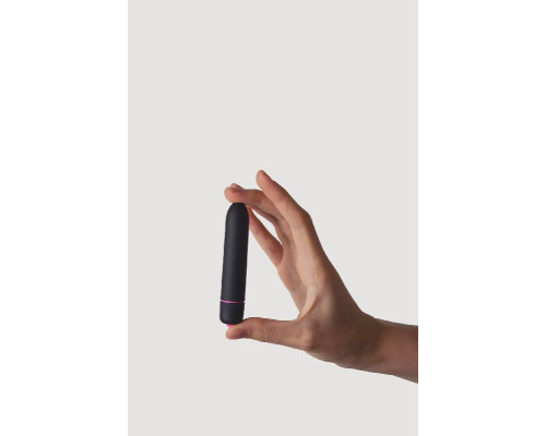 Черная компактная вибропуля Univibe - 9 см.