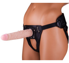 Насадка-фаллос в комплекте с трусиками Harness - 21,6 см.