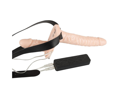 Телесный женский страпон с вагинальной пробкой Strap-On Duo - 15 см.