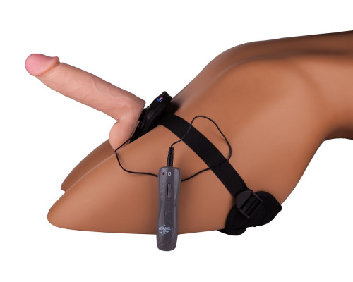 Страпон с 2 насадками и вибрацией UniStrap - 19 и 12 см.