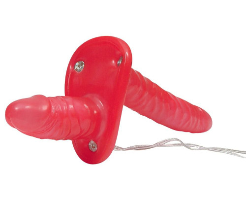 Красный женский страпон с вагинальной пробкой Bad Kitty - 18 см.