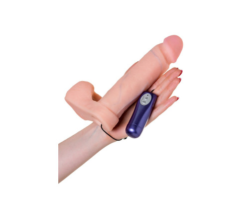 Страпон с 2 насадками и вибрацией UniStrap - 20 и 18 см.