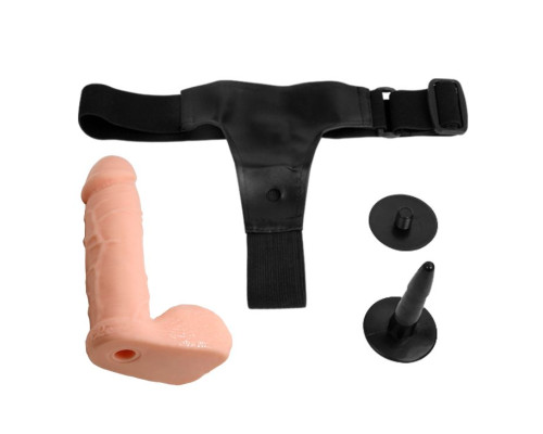 Реалистичный фаллоимитатор на трусиках - 17,5 см.