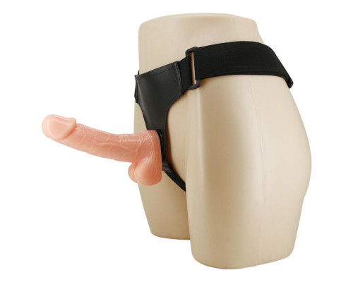 Фаллоимитатор-реалистик на трусиках - 18 см.